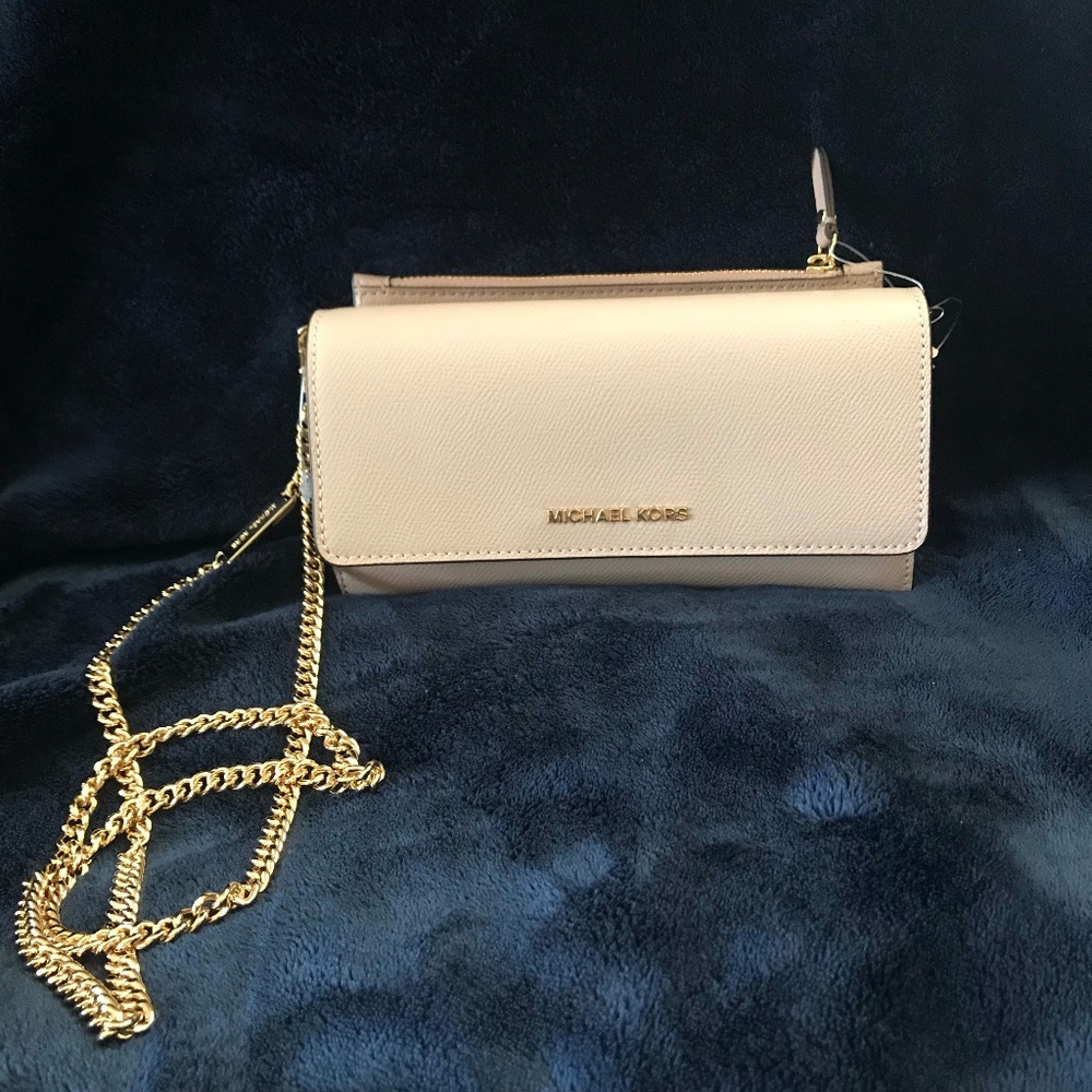 Michael Kors NWT Large Leather Women's Wallet